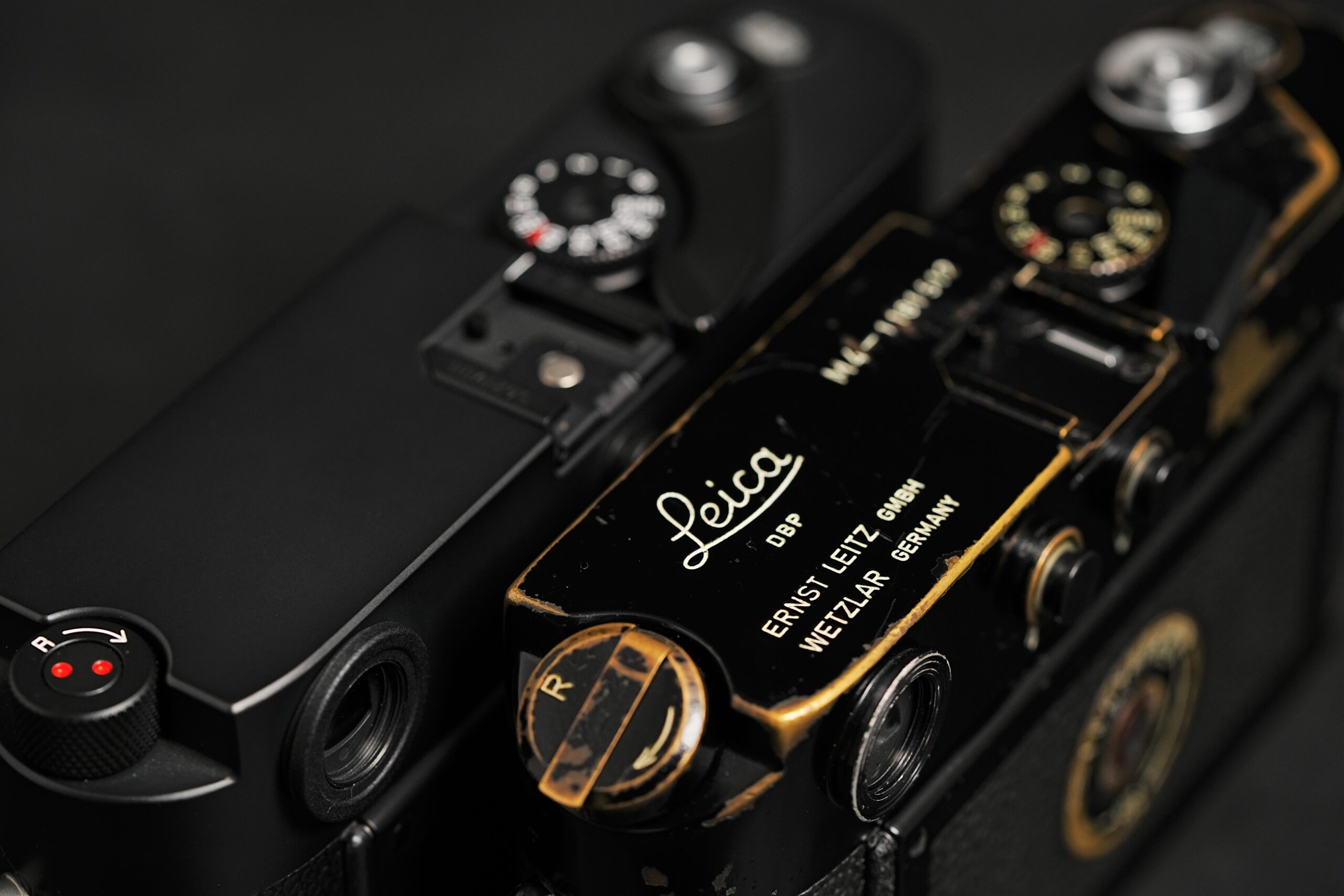 Leicaブラッククロームとブラックペイントの比較