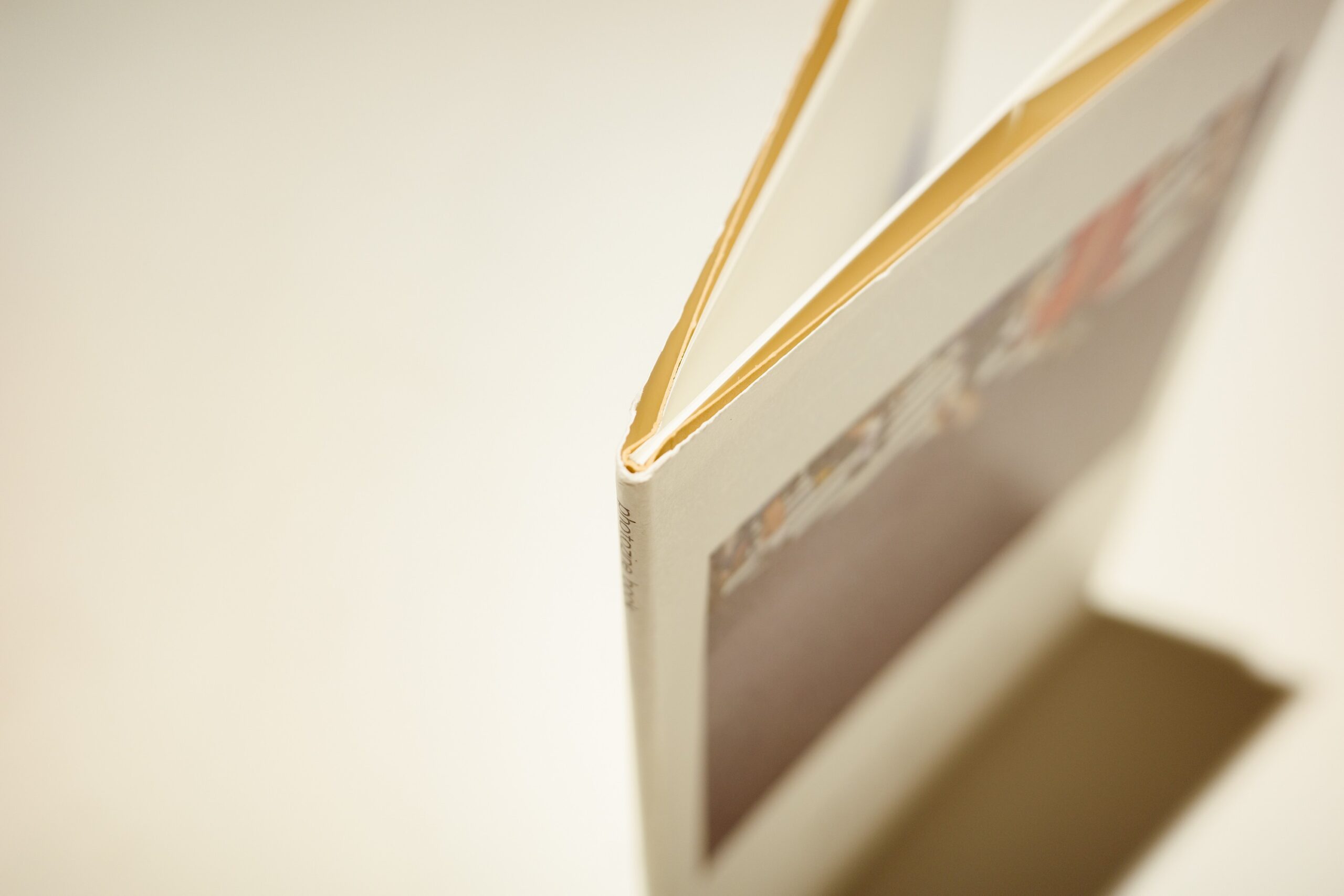 Photobook BOOKタイプ 閉じ方