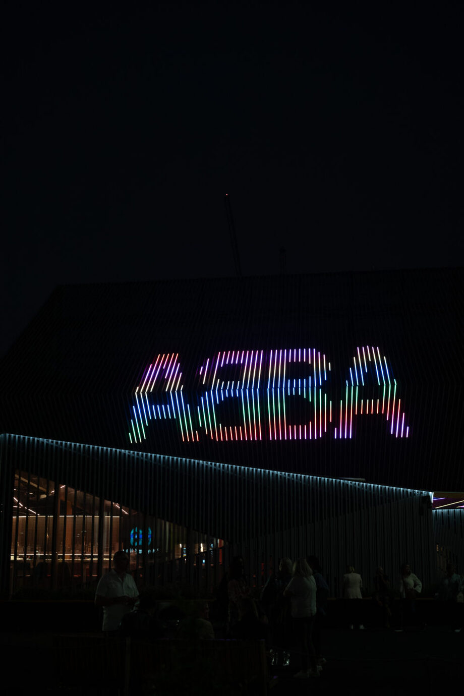ライカM10-PでイギリスABBAイルミネーションを撮影した写真