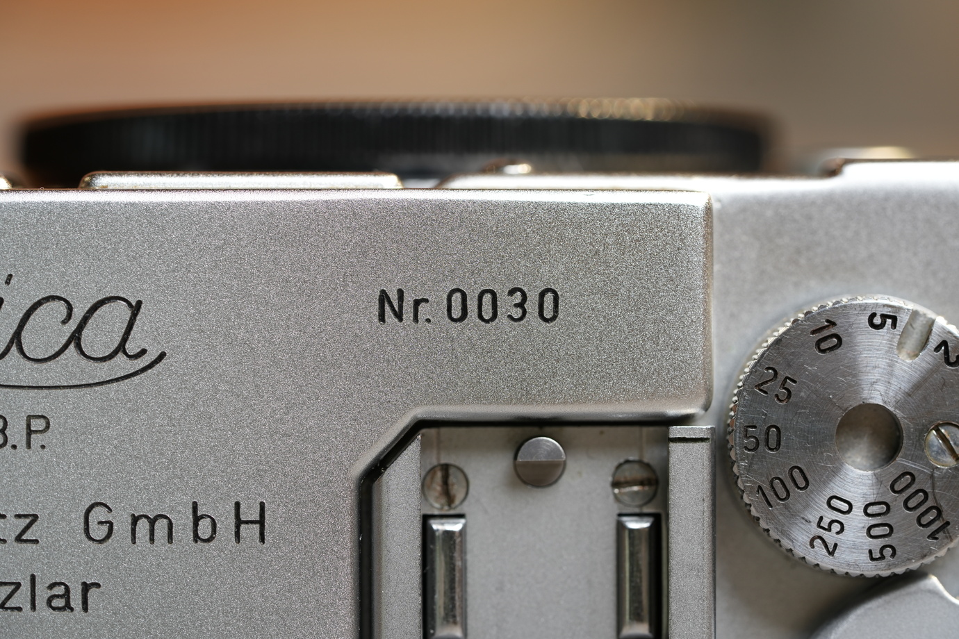 Leica M3プロトタイプのシリアルナンバーを撮影した写真