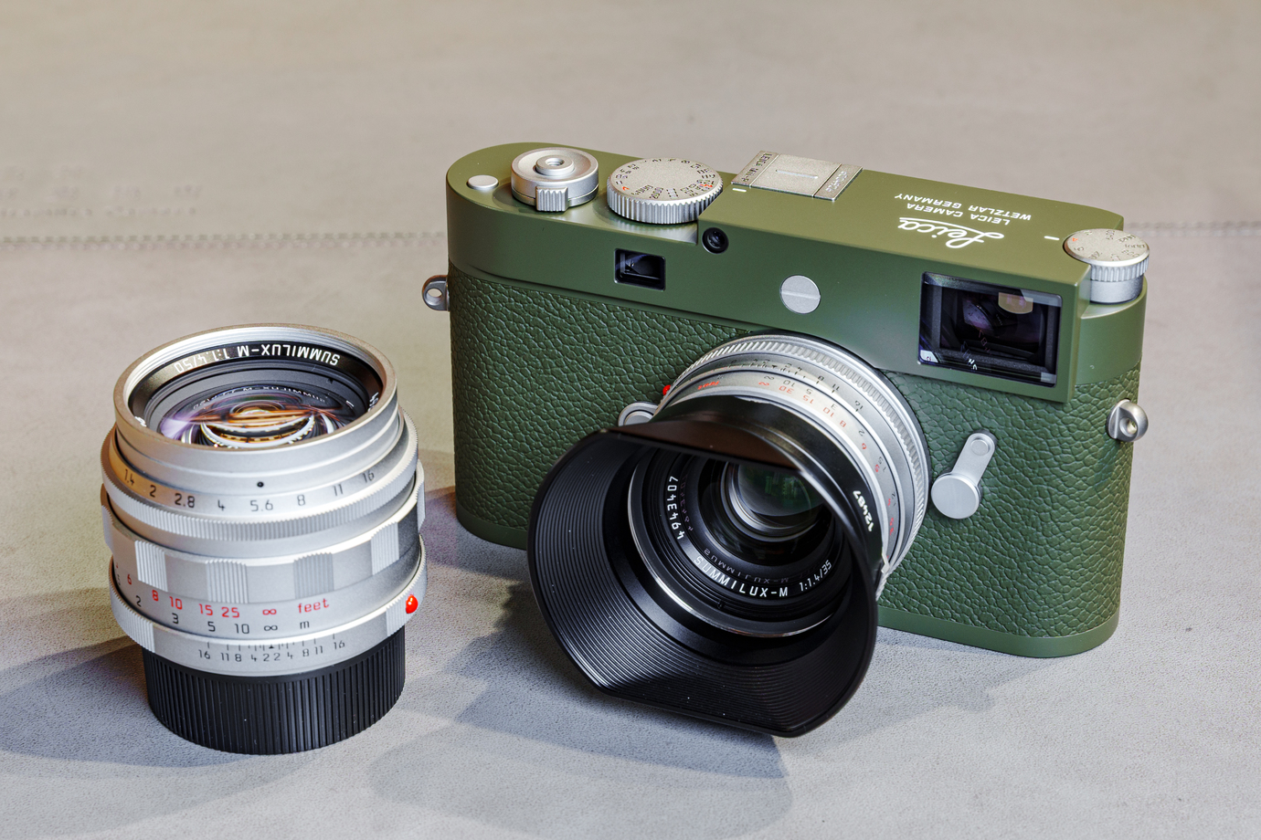 M11-Pサファリとズミルックス35mm、ズミルックス50mmを並べて撮影した写真